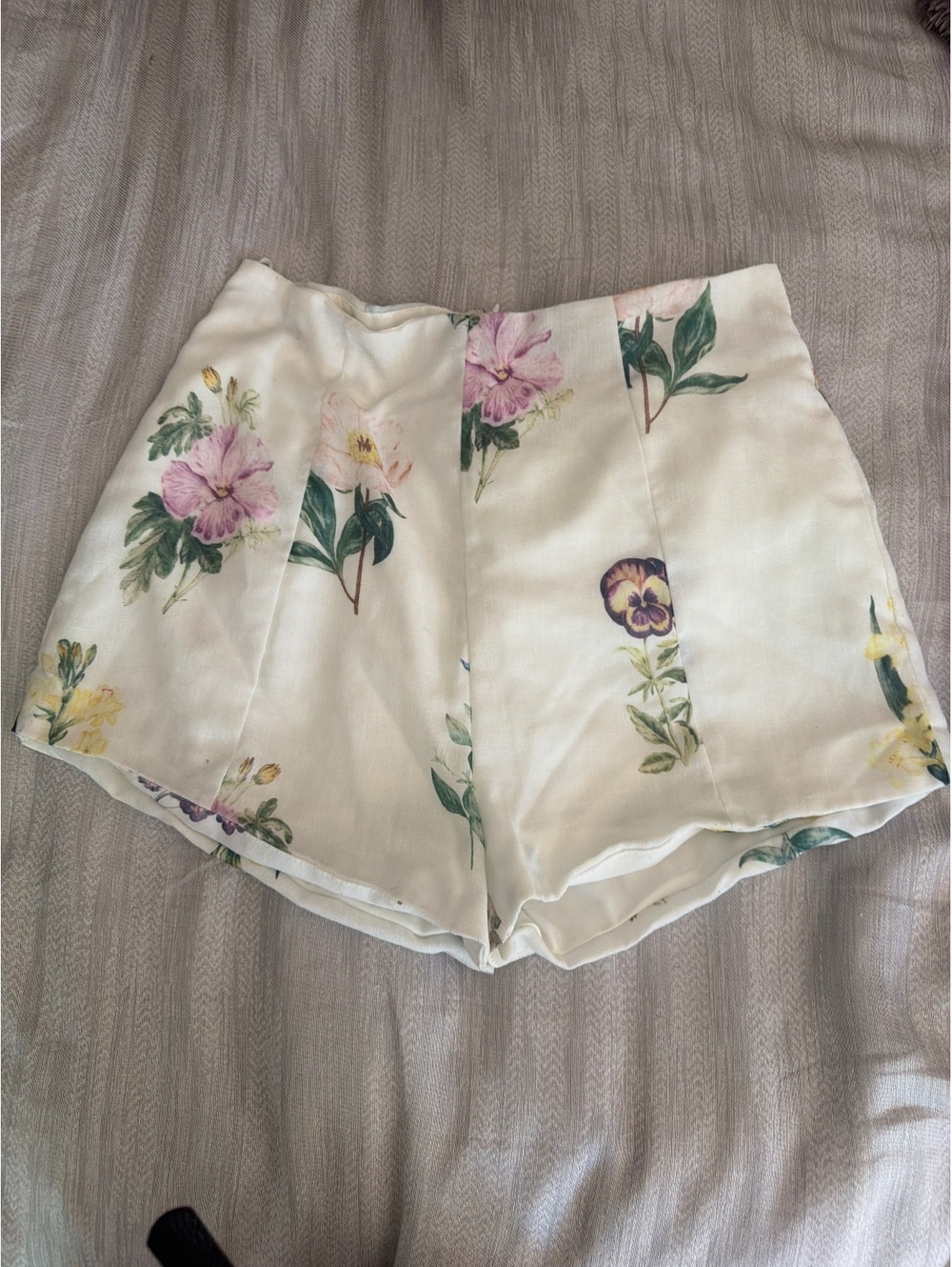 Lena Floral Print High-Waisted Shorts